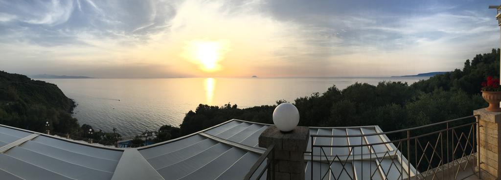 Caposperone Resort Пальми Экстерьер фото